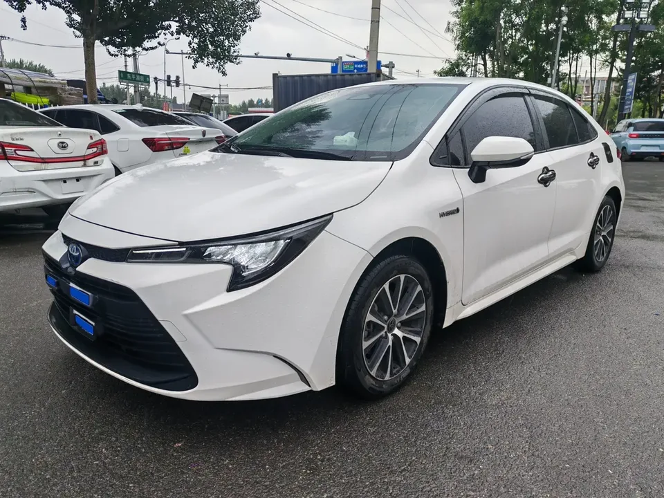 Toyota Levin Lei Ling Corolla Hybrid 1.8L Leading Edition 2023 — photo 1, buy with delivery to Moscow