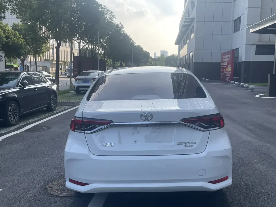 Toyota Corolla Corolla 1.2T S-CVT Pioneer Edition 2023 — thumbnail 2