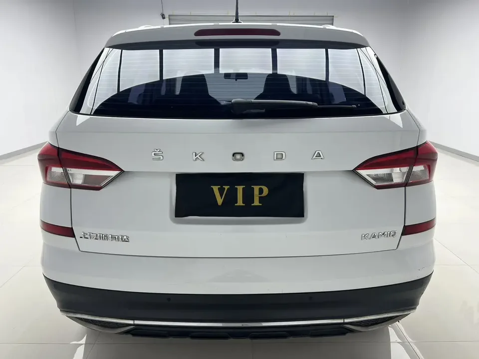 Skoda Comek Comek Modified 1.5L Automatic Comfort Edition 2023 — thumbnail 2