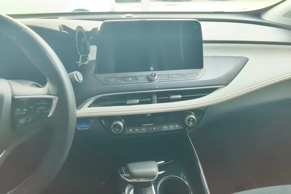 Buick Weilan 6 PHEV Weilan 6 PHEV connected smart model 2022 — thumbnail 3