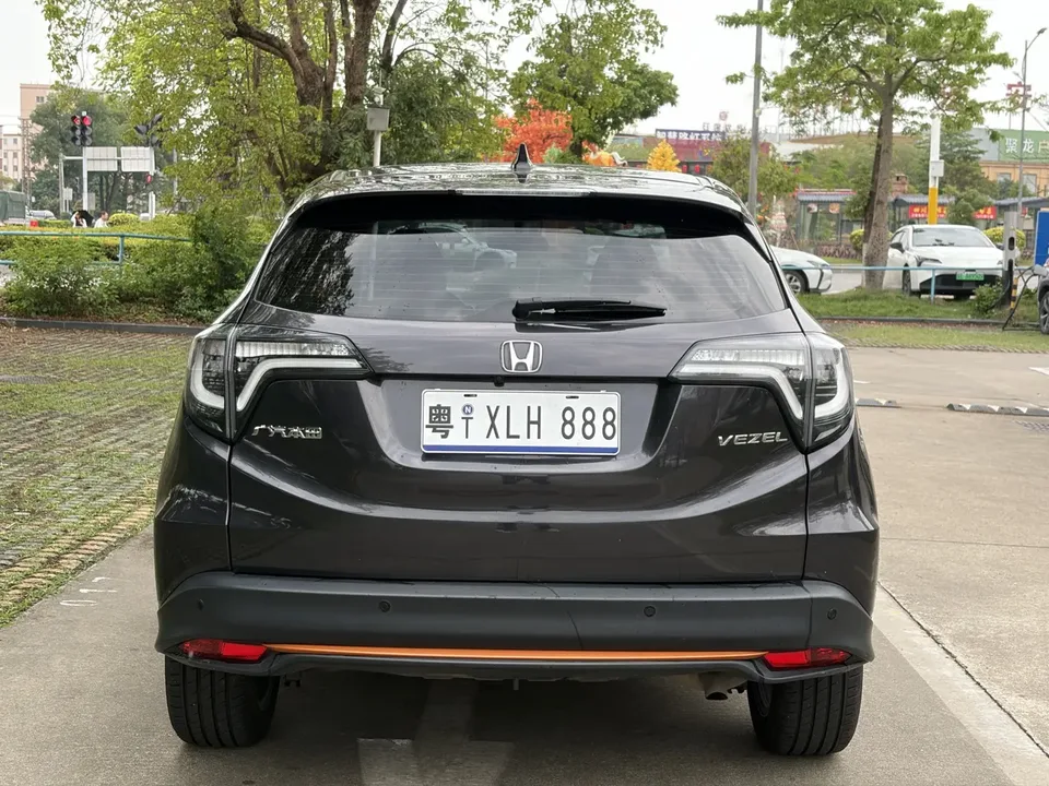 Honda VEZEL Binzhi 1.5L CVT Phantom Night Pioneer Edition 2022 — thumbnail 2