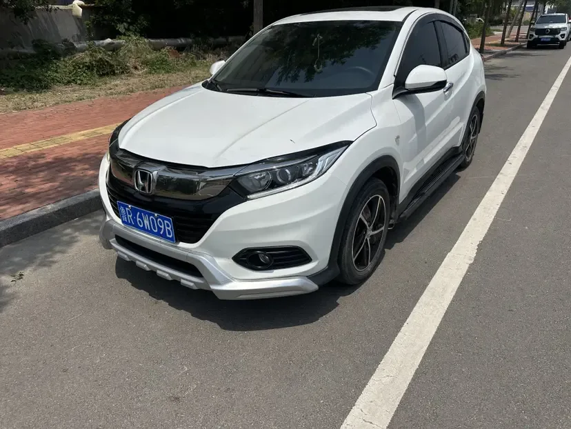 Honda VEZEL Binzhi 1.5L CVT Phantom Night Pioneer Edition 2022 — photo 1, buy with delivery to Moscow