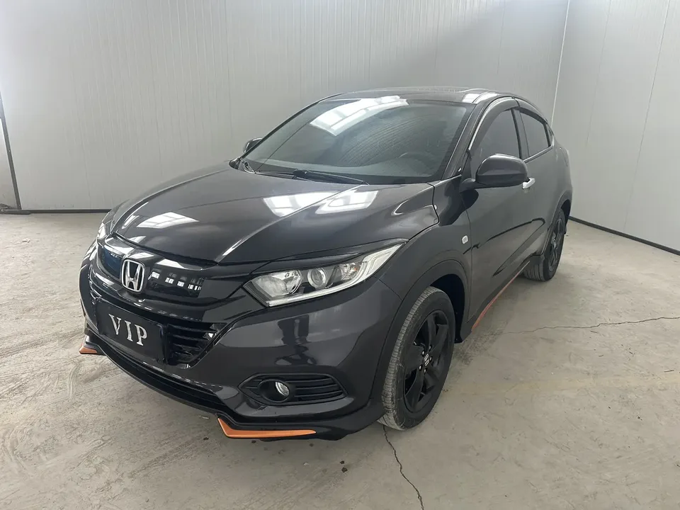 Honda VEZEL Binzhi 2022 1.5L CVT Phantom Night Pioneer Edition 2022 — photo 1, buy with delivery to Moscow