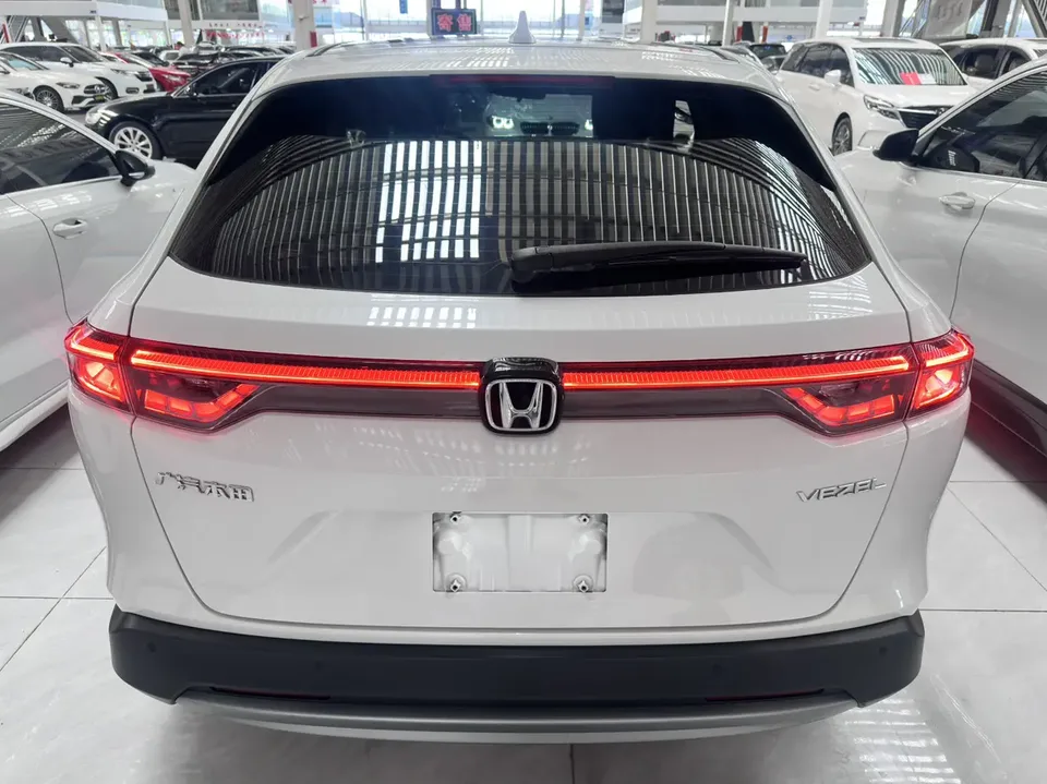 Honda VEZEL Binzhi 1.5L CVT Technology Edition 2023 — thumbnail 2