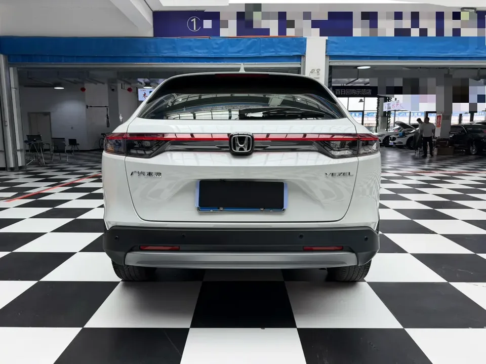Honda VEZEL Binzhi 1.5L CVT Pioneer Edition 2023 — thumbnail 2
