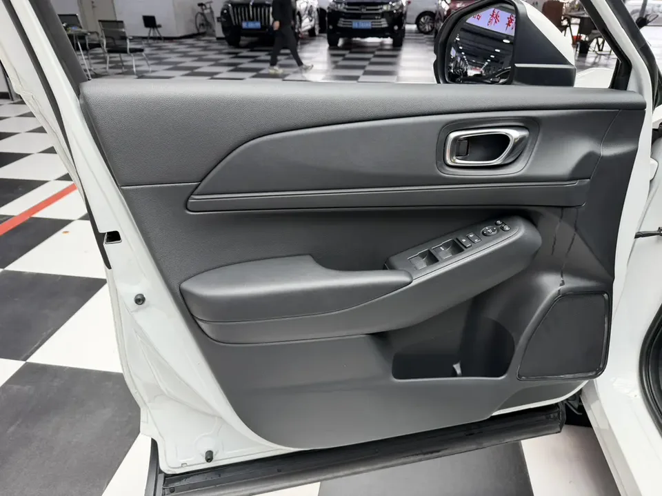 Honda VEZEL Binzhi 1.5L CVT Pioneer Edition 2023 — thumbnail 3