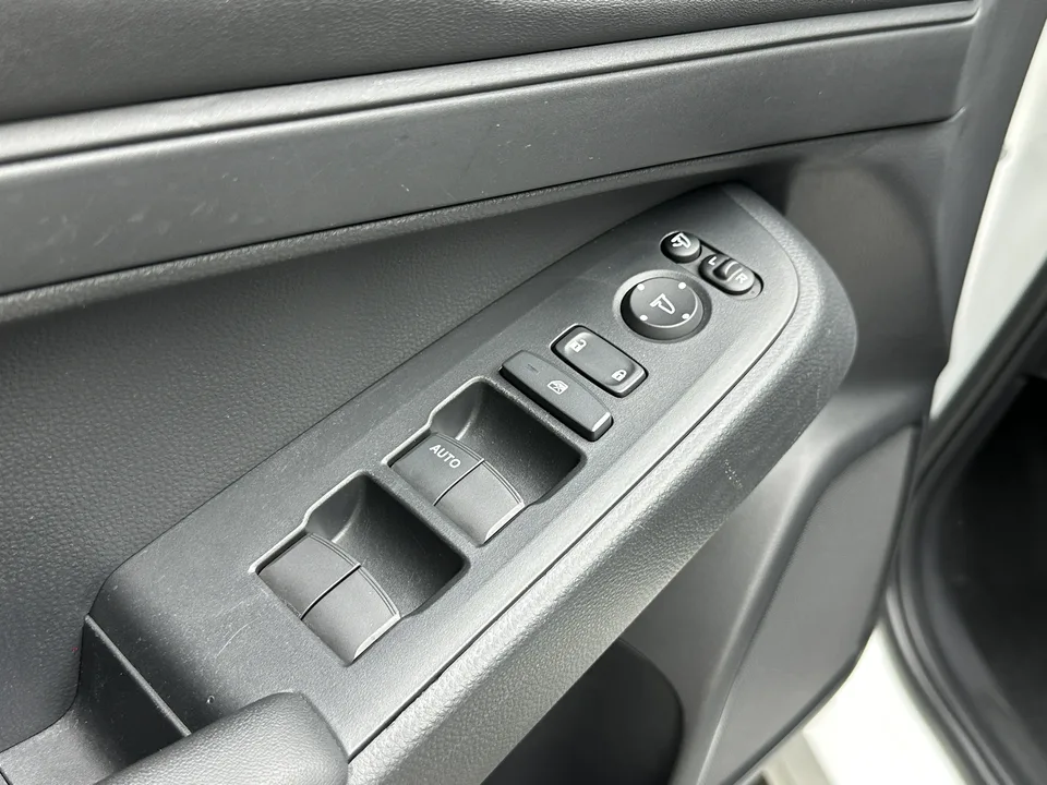 Honda VEZEL Binzhi 1.5L CVT Pioneer Edition 2023 — thumbnail 5