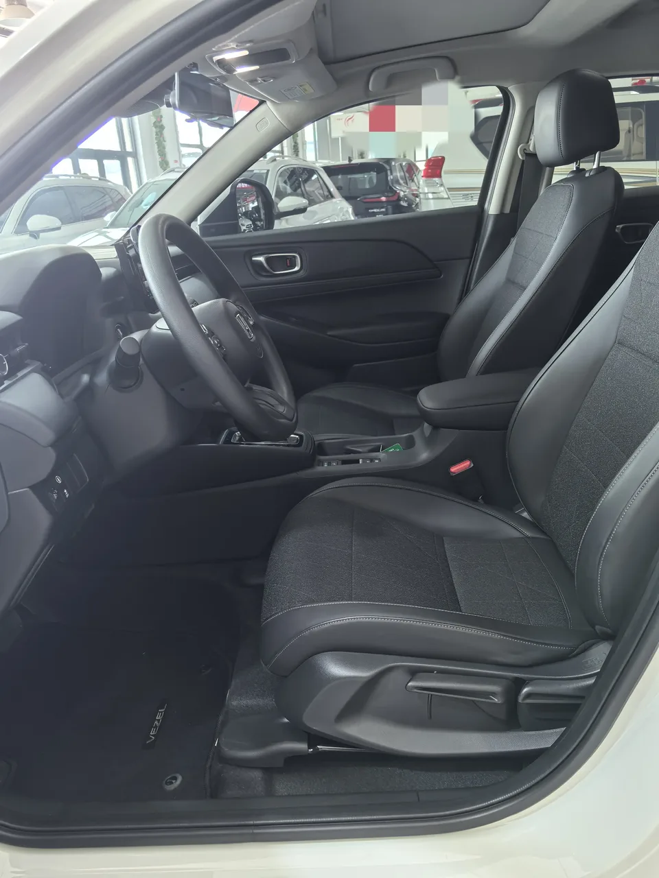 Honda VEZEL Binzhi 1.5L CVT Technology Edition 2023 — thumbnail 3
