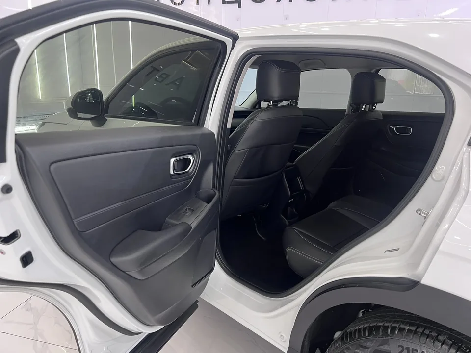 Honda VEZEL Binzhi 1.5L CVT Elite Edition 2023 — thumbnail 5