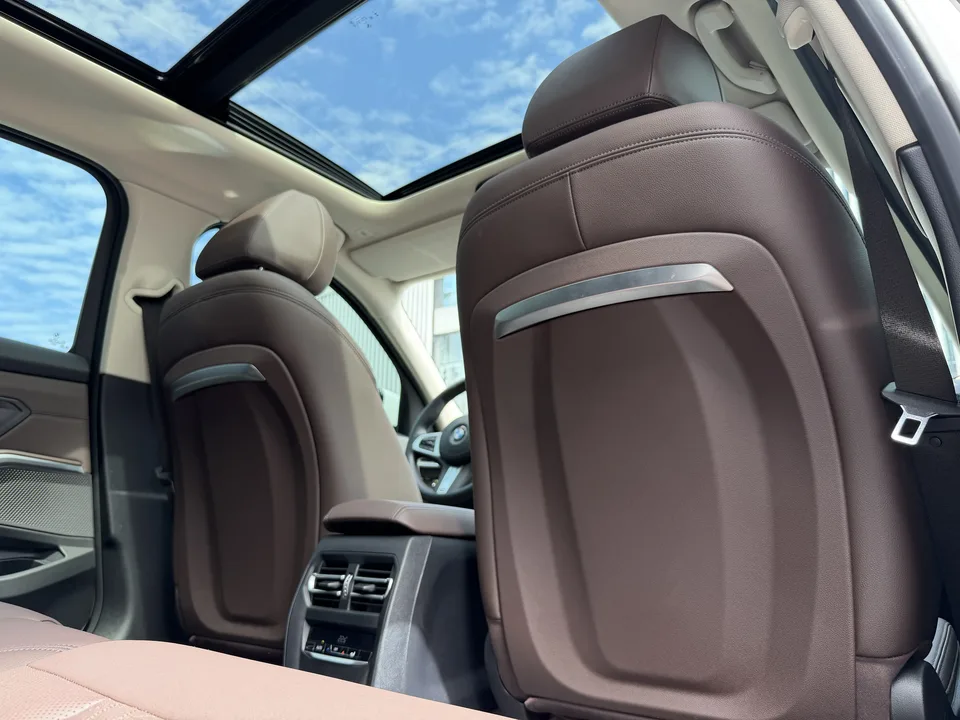 BMW 3 Series BMW 3 Series 320Li M Sport Package 2023 — thumbnail 5