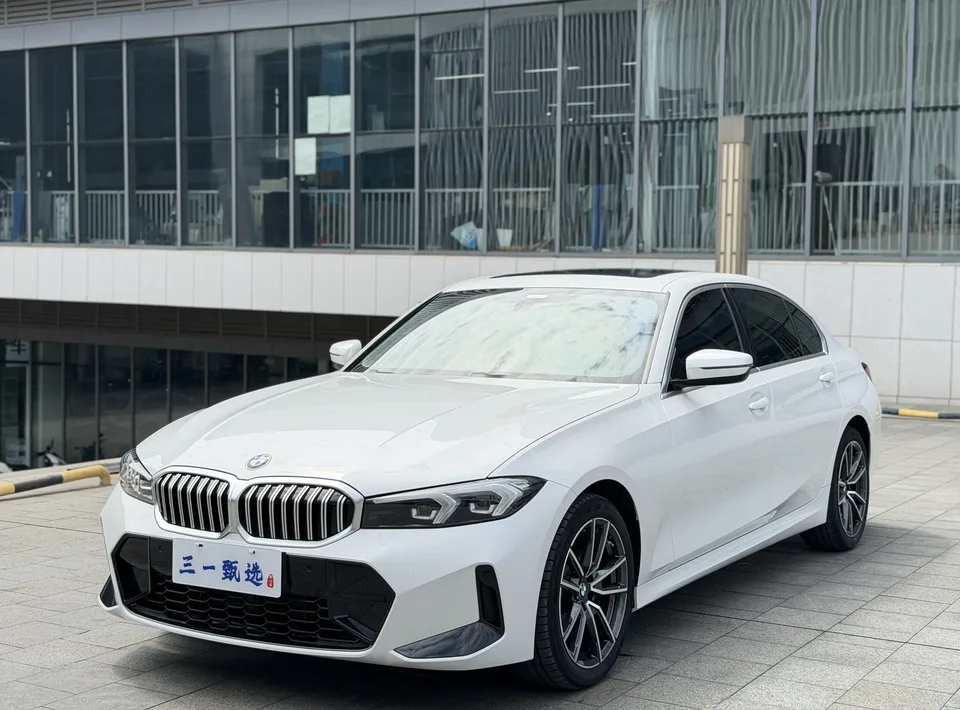 BMW 3 Series BMW 3 Series 320Li M Sport Package 2023 — photo 1, buy with delivery to Moscow