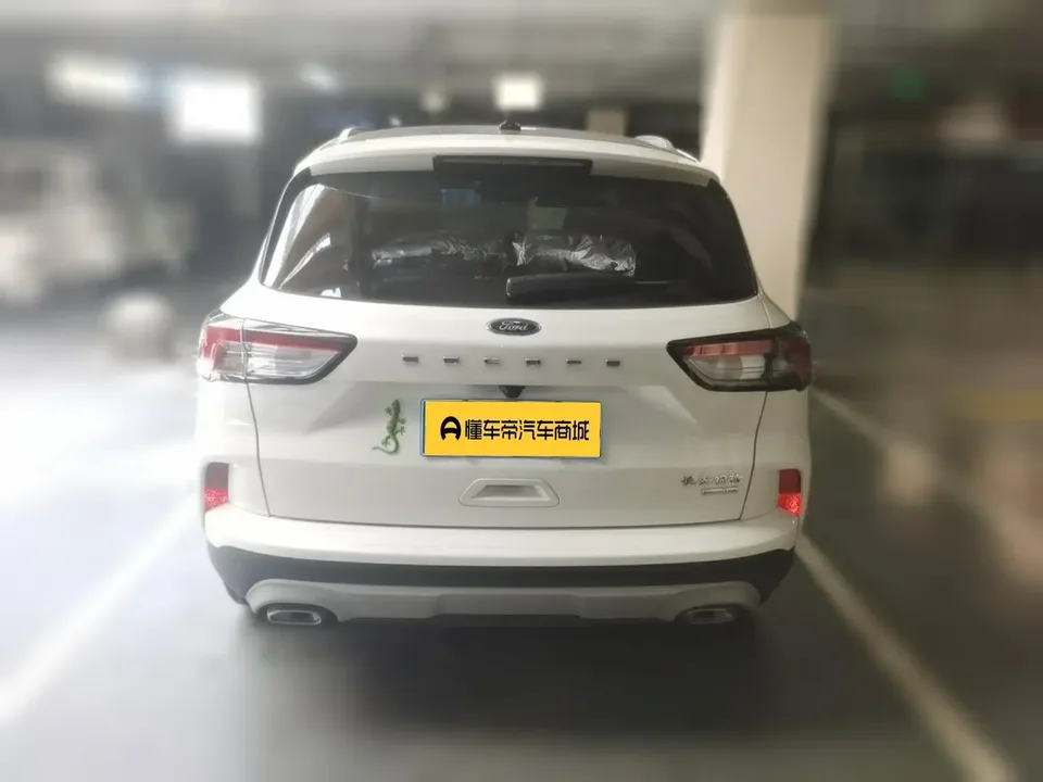 Ford Escape Ruiji 2020 EcoBoost 245 2WD Premium Edition 2022 — thumbnail 2