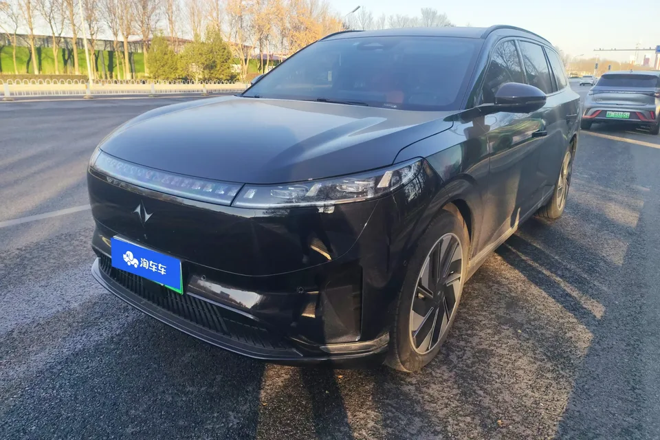 Dongfeng Yipai 008 Yipai 008 210Max Extended Range 6-seater 2024 — photo 1, buy with delivery to Moscow