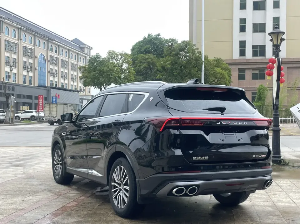 Jetour Jietu X70 PLUS Jietu X70 PLUS JETOUR X70 PLUS 2023 1.5T DCT Brave PLUS 7-seater 2023 — thumbnail 4