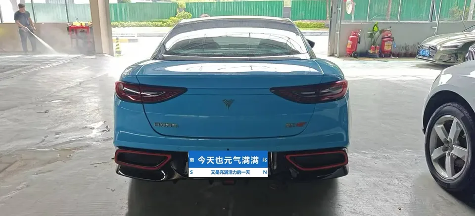 Hozon Neta GT Nezha GT 580 AWD Sport 2023 — миниатюра 2