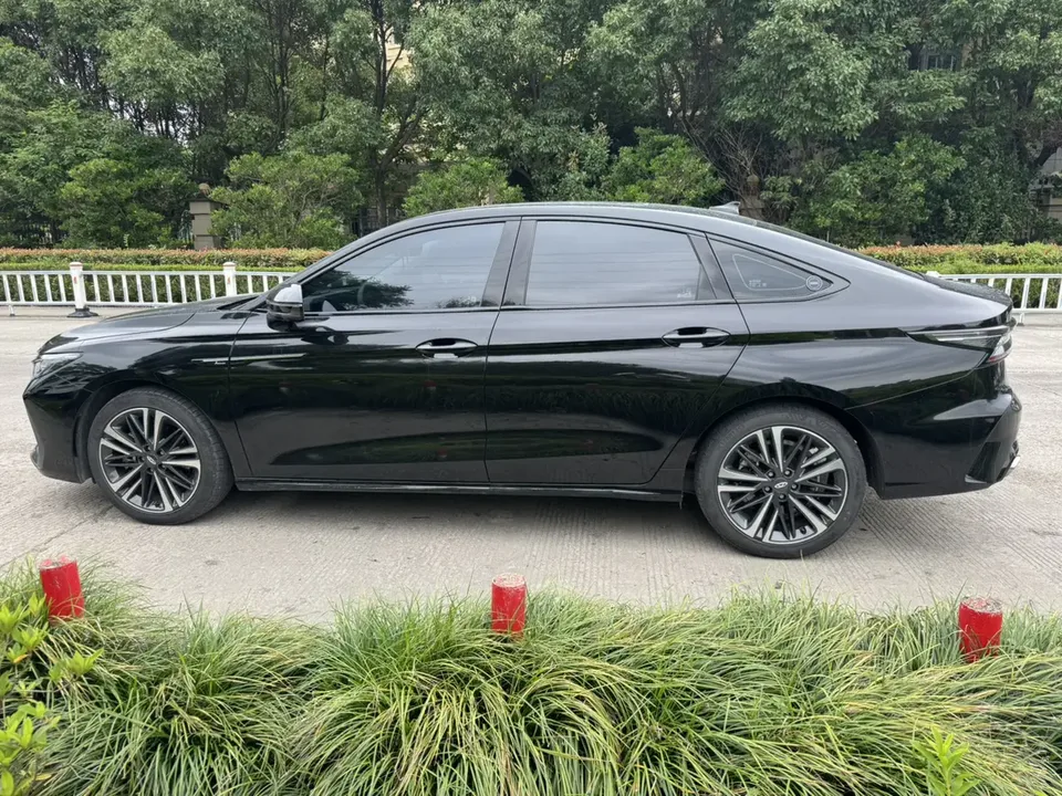 Chery Arrizo 8 Arrizo 8 High Energy Edition 2.0T DCT 2024 — thumbnail 4