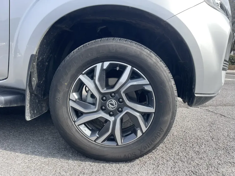 Dongfeng Ruiqi 7 Ruiqi 7 2.3T automatic two-wheel drive diesel standard long cargo box M9T 2022 — thumbnail 3