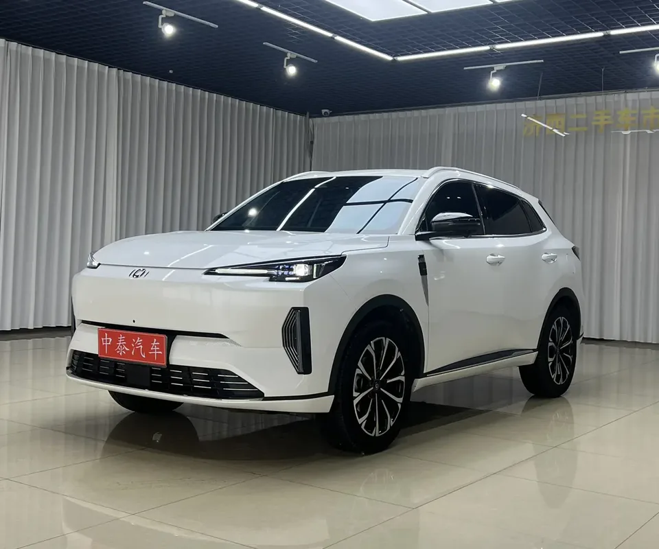 Changan Qiyuan Q05 Classic Changan Qiyuan Q05 Classic Real Fragrance Edition 125 Premium 2025 — photo 1, buy with delivery to Moscow