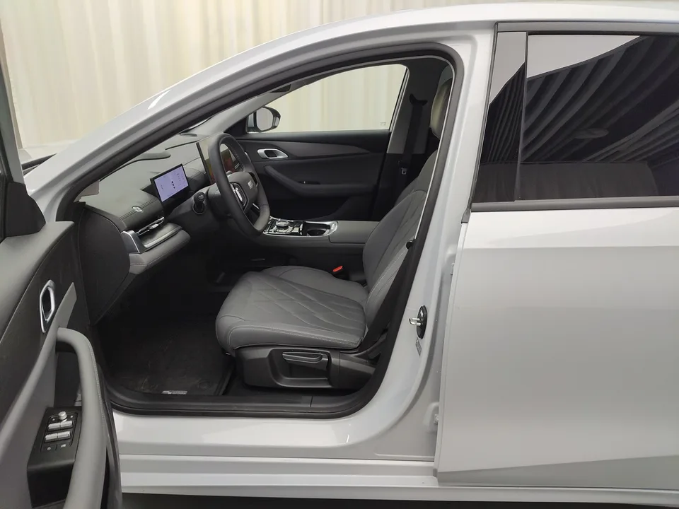 Geely Galaxy A7 EM Galaxy A7 EM 70km Launch Edition 2025 — thumbnail 5