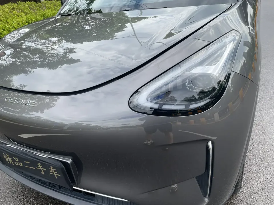 Geely Star Wish Star Wish UP 410km Explorer Edition 2025 — thumbnail 3