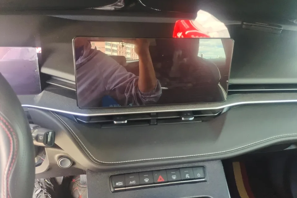 Haval H6 PHEV Haval H6 PHEV 1.5T DHT-PHEV 55km Joy Edition 2022 — thumbnail 4