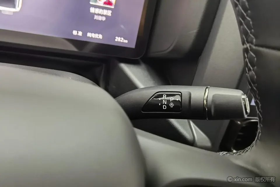Haval Raptors PHEV Haval Raptors PHEV 1.5T Hi4 200 Ultra Ternary Lithium 2026 — thumbnail 5