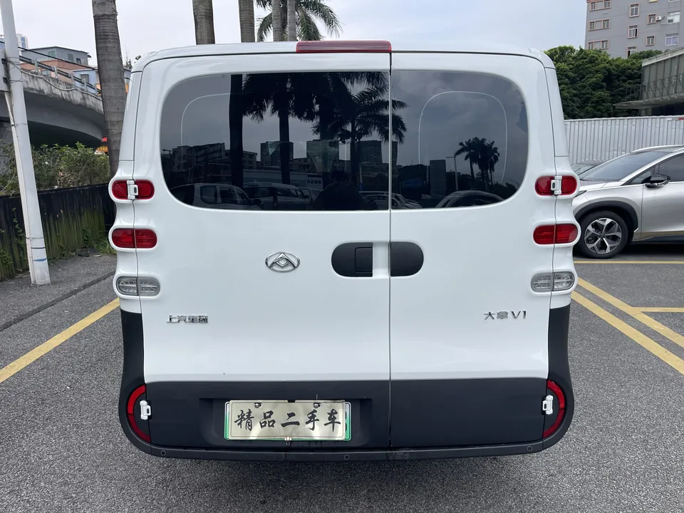 Datong Dana V1 Dana V1 V1 short-axle low-top multi-function version 42kWh 2025 — thumbnail 4