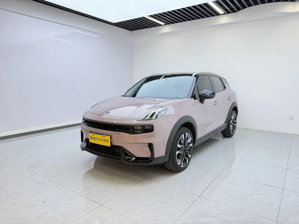 Lynk & Co 06 Lynk & Co 06 Remix 1.5T Shero 2023 — photo 1, buy with delivery to Moscow
