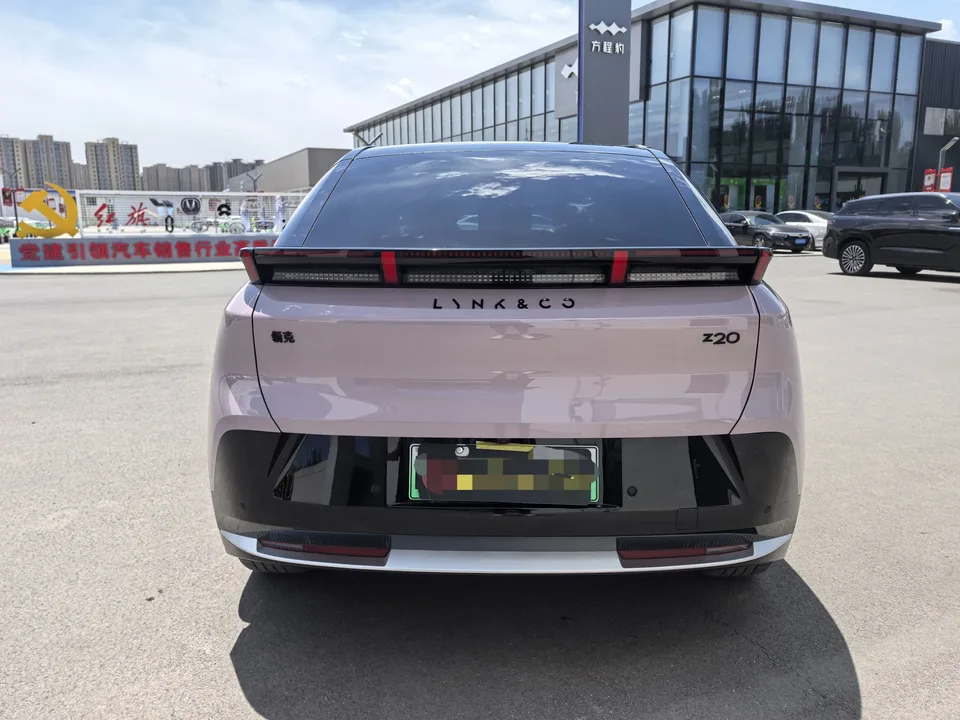 Lynk & Co Z20 Lynk & Co Z20 530km rear-wheel drive Pro 2025 — thumbnail 2