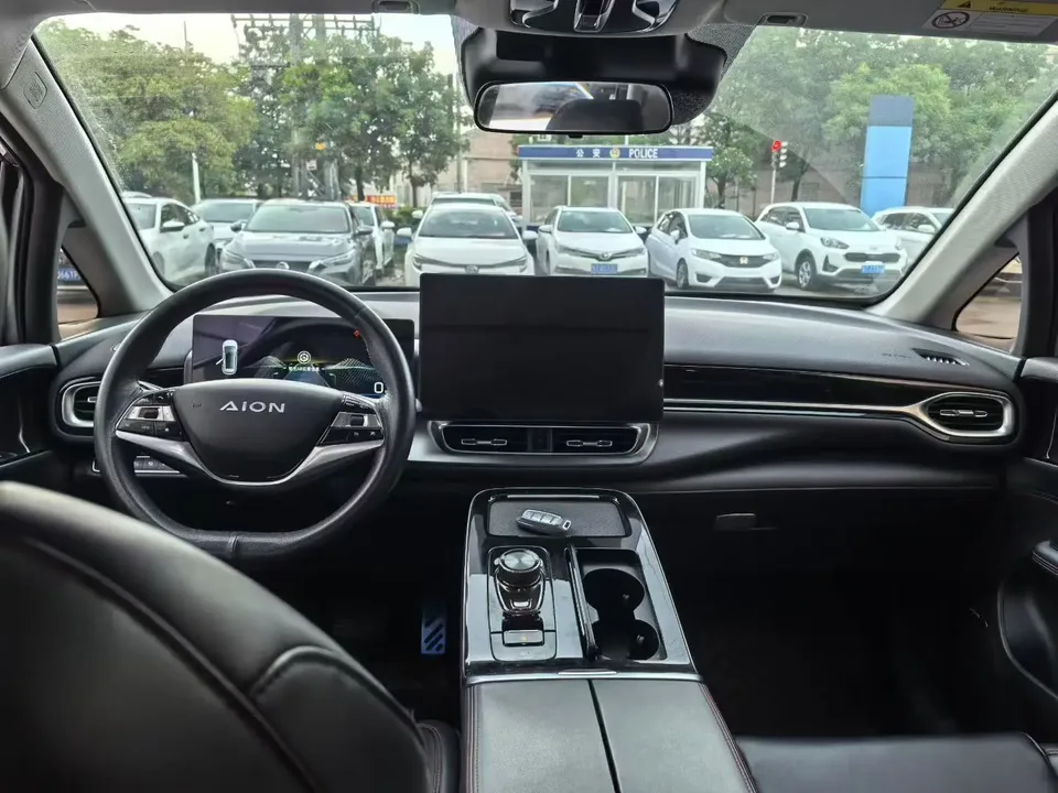 AION V V AION V Plus 70 Intelligent Technology Edition Three Yuan Lithium 2022 — миниатюра 5
