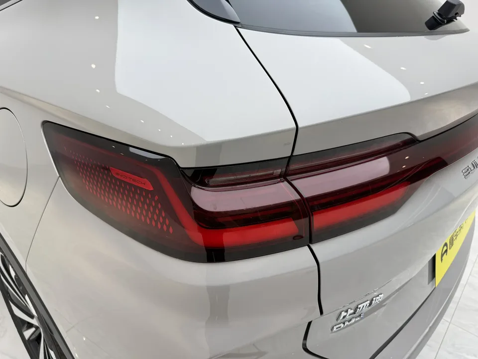BYD Song PLUS DM Song PLUS DM DM-i Champion Edition 110KM Flagship 2023 — thumbnail 4