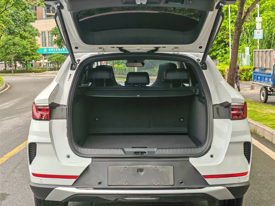 BYD Song PLUS DM Song PLUS DM 2021 DM-i 110KM 2WD Flagship PLUS 2022 — thumbnail 4