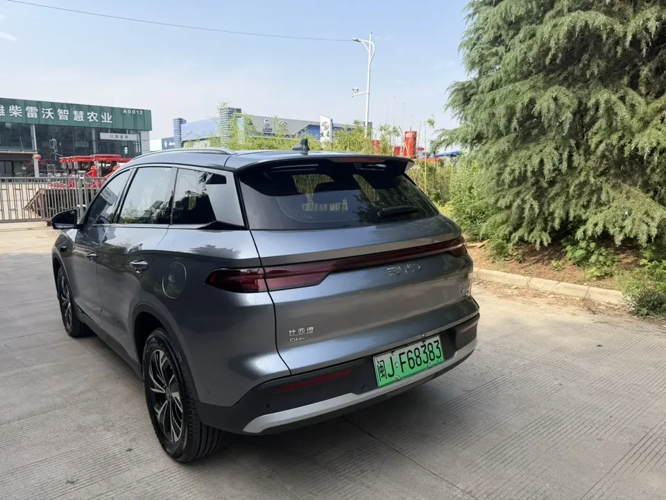 BYD Song Pro DM Song Pro DM Second generation intelligent driving version DM-i 75KM leading model 2025 — thumbnail 4