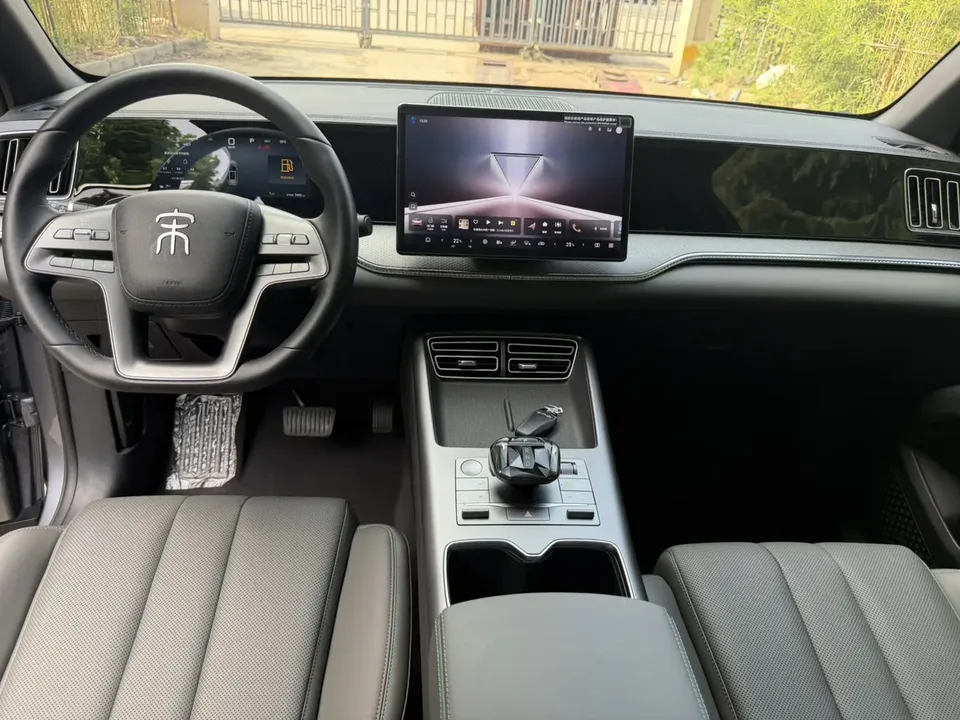BYD Song Pro DM Song Pro DM Second generation intelligent driving version DM-i 75KM leading model 2025 — thumbnail 5