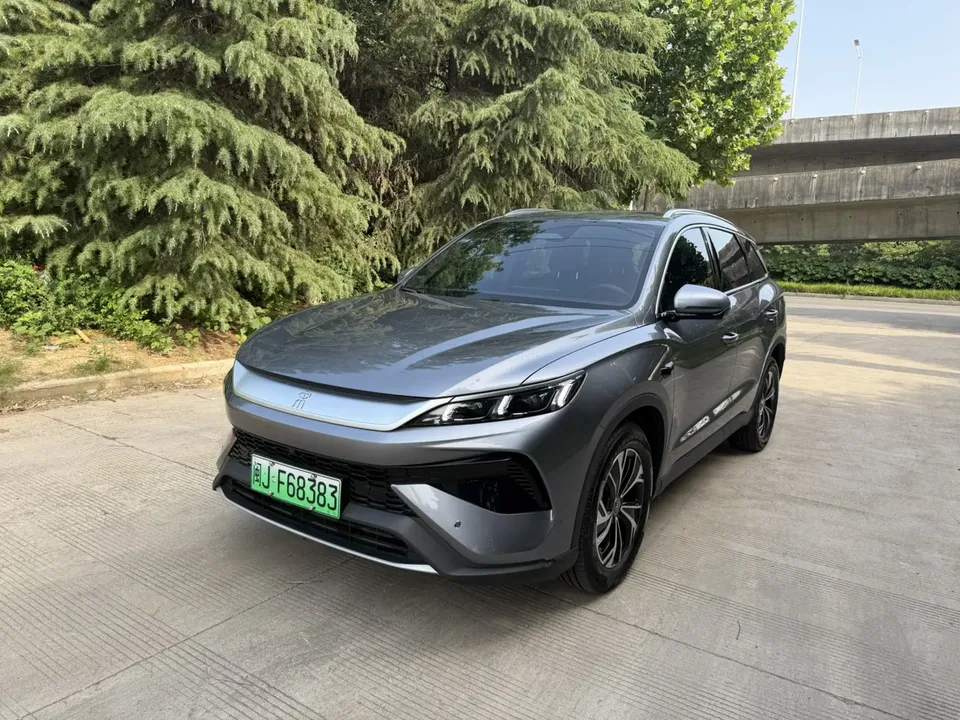 BYD Song Pro DM Song Pro DM Second generation intelligent driving version DM-i 75KM leading model 2025 — photo 1, buy with delivery to Moscow