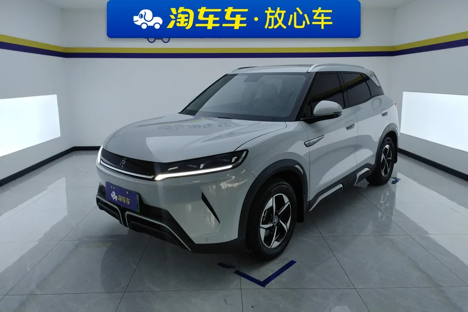 BYD Yuan Up Yuan UP 401KM Surpassing Type 2024 — photo 1, buy with delivery to Moscow