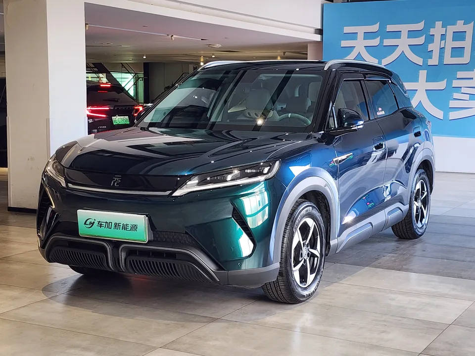 BYD Yuan Up Yuan UP 401KM Surpassing Type 2024 — photo 1, buy with delivery to Moscow
