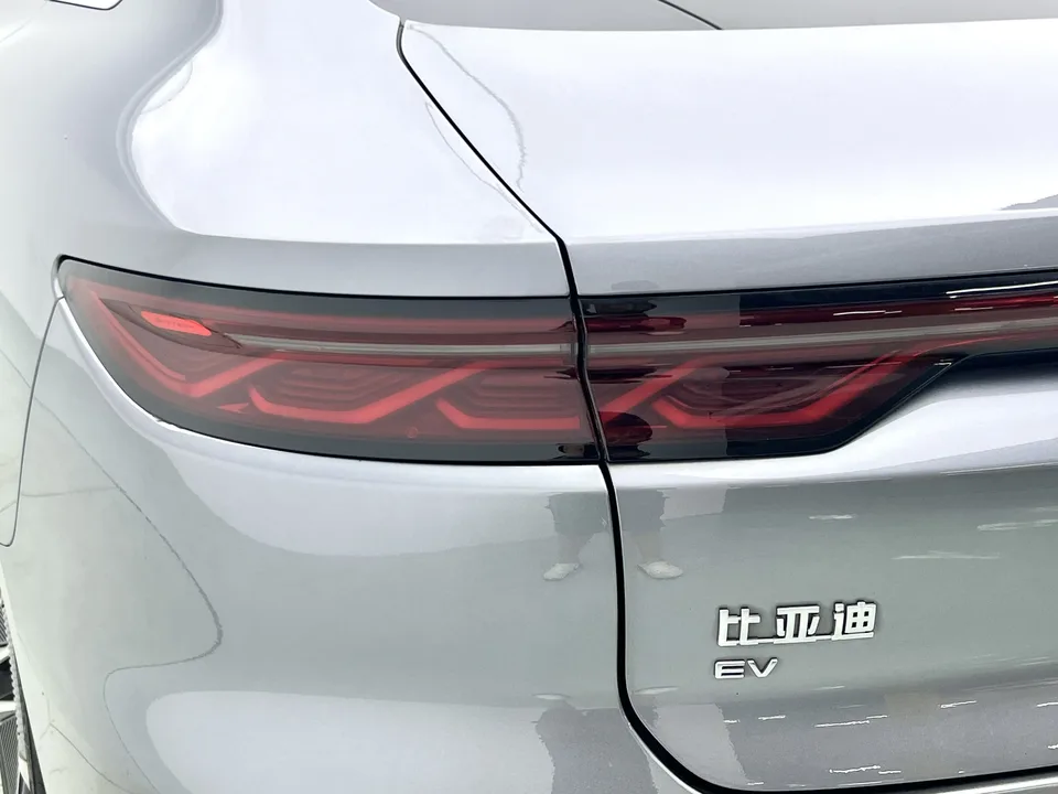 BYD Han EV Han EV Champion Edition 605KM Premium 2023 — thumbnail 4