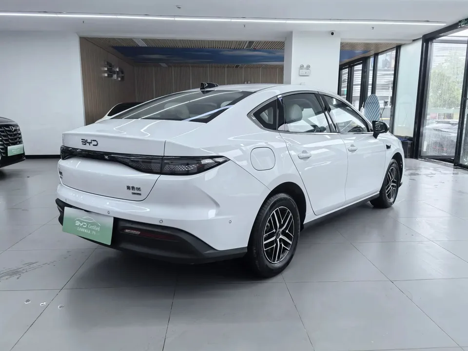 BYD Seal 05DM Seal 05DM Intelligent Driving Edition DM-i 120KM Flagship Model 2025 — thumbnail 2