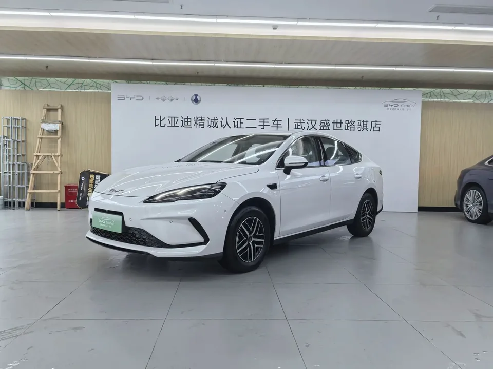 BYD Seal 05DM Seal 05DM Intelligent Driving Edition DM-i 120KM Flagship Model 2025 — photo 1, buy with delivery to Moscow