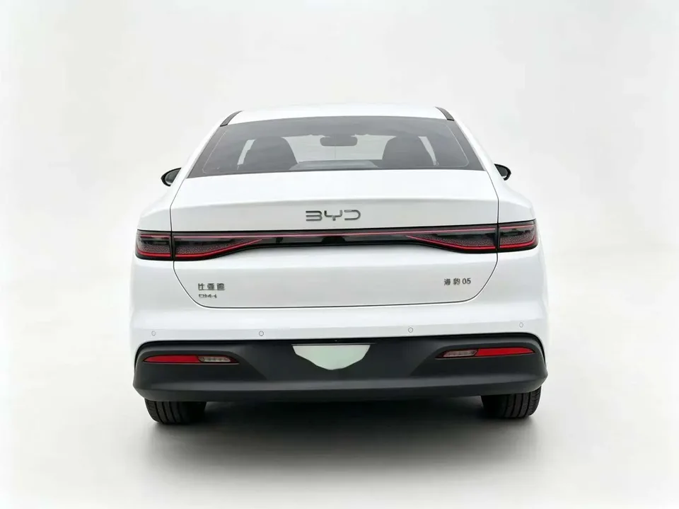 BYD Seal 05DM Seal 05DM DM-i 55KM Deluxe Smart Driving Edition 2025 — thumbnail 2