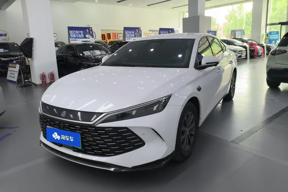 BYD Qin L DM Qin L DM Intelligent Driving Edition DM-i 80KM Leading Edition 2025 — photo 1, buy with delivery to Moscow
