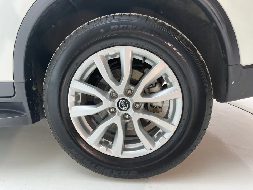 Nissan X-Trail Qijun X-Trail 2022 2.0L 2WD Intelligent Link Premium Edition 2022 — thumbnail 3