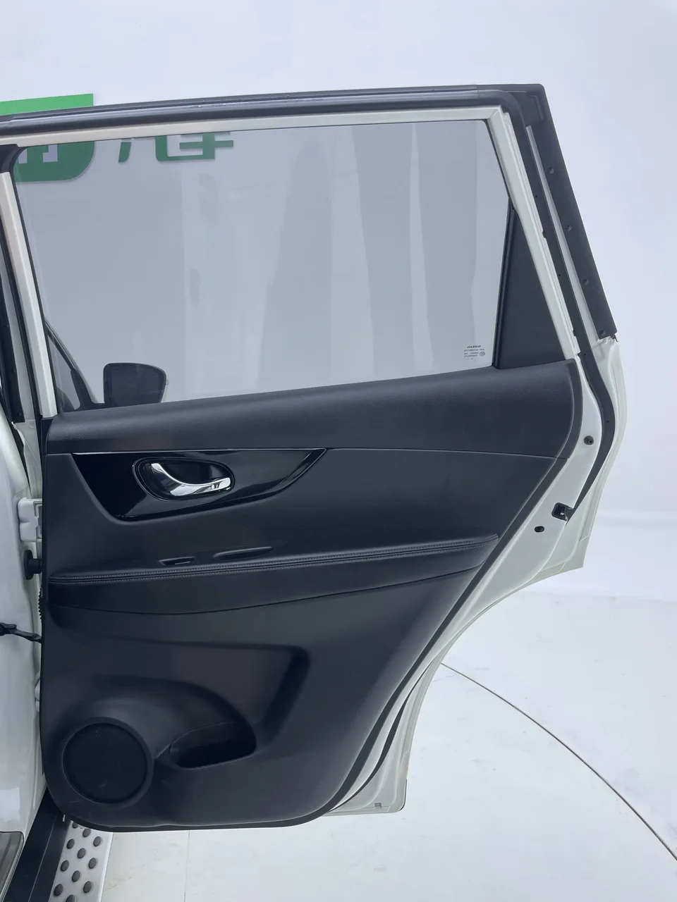 Nissan X-Trail Qijun X-Trail 2022 2.0L 2WD Intelligent Link Premium Edition 2022 — thumbnail 4
