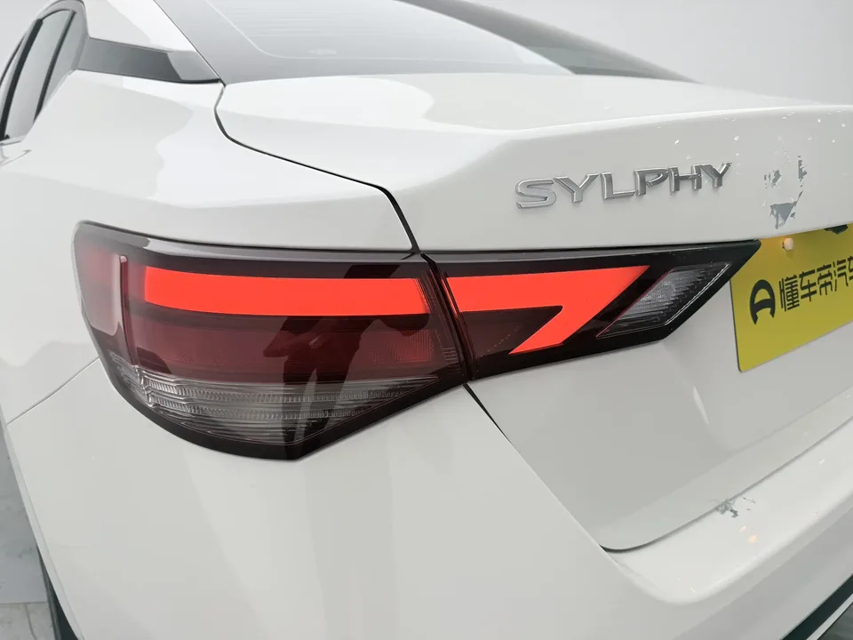 Nissan Sylphy Sylphy 1.6L CVT Enjoy Edition 2023 — thumbnail 4