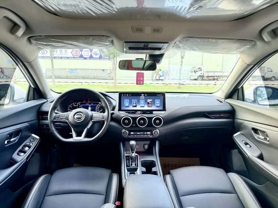 Nissan Sylphy Sylphy Sylphy 2023 facelift 1.6L CVT Enjoy Edition 2023 — thumbnail 3