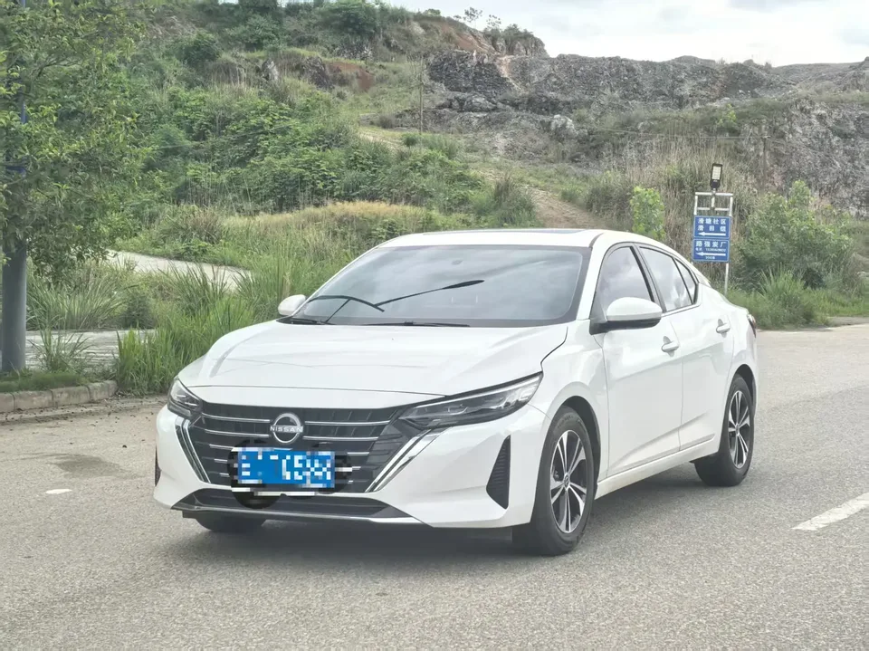 Nissan Sylphy Sylphy 1.6L CVT True Edition 2025 — photo 1, buy with delivery to Moscow
