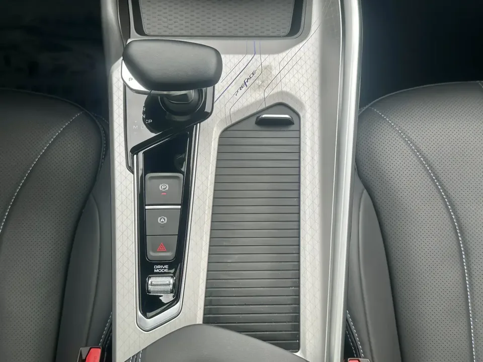 Geely Preface Xing Rui 1.5T Dongfangyao Kunlun Edition 2025 — thumbnail 5