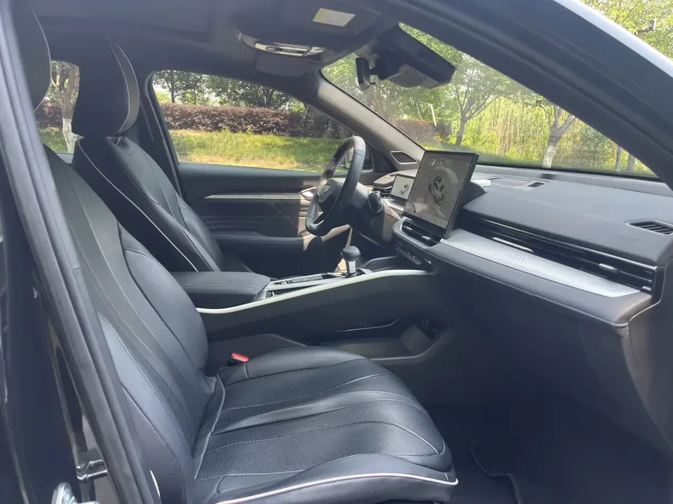 Geely Preface Xing Rui 1.5T Dongfang Yao Jinghong Edition 2025 — thumbnail 5