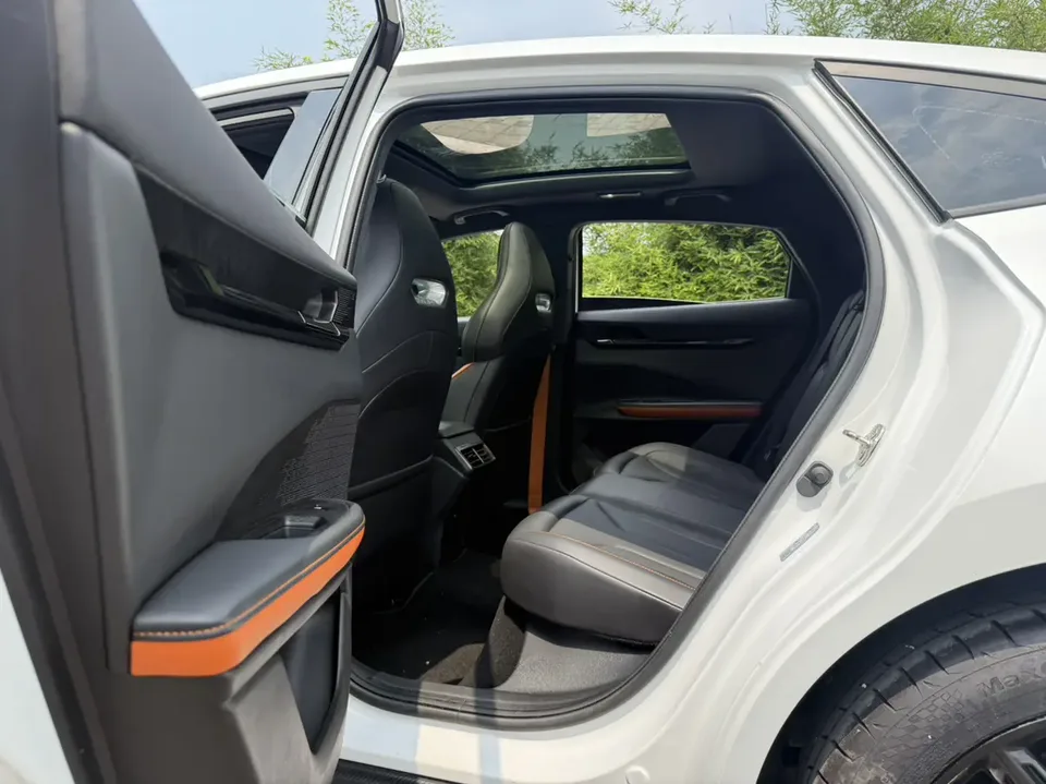 Changan UNI-V Changan UNI-V 1.5T Premium 2024 — thumbnail 4
